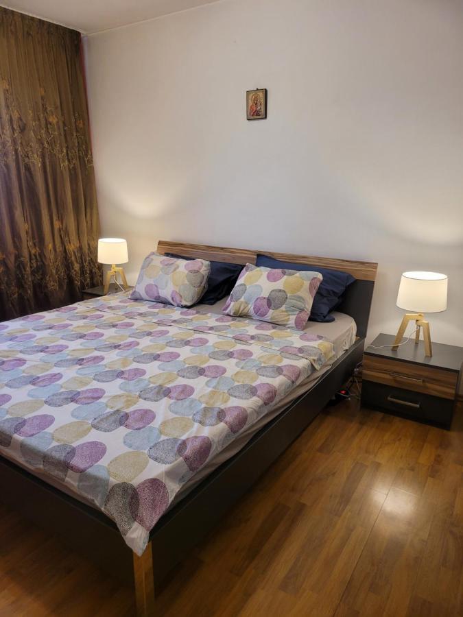 Quiet, Relaxing, Family Friendly Apartamento Bucarest Exterior foto